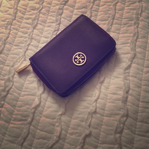 Tory Burch NWT Zip Wallet
