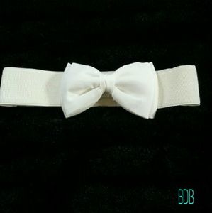 Stretchy bow waist belt