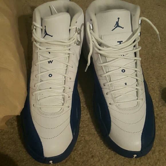 **SOLD**French blue Jordan 12's - Picture 4 of 4