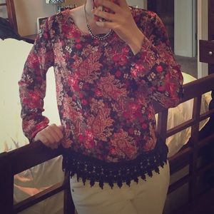 Floral Sheer Top with Black Crochet Trim sz. Small