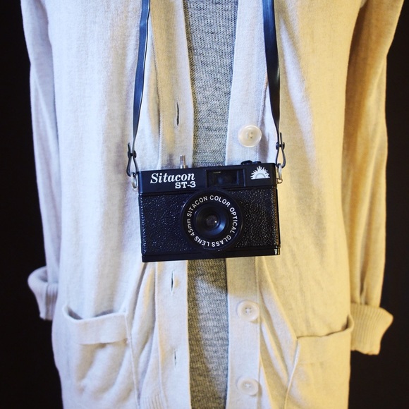 "MOSSIMO" Cream Sweater.