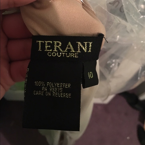 Prom dress! - Picture 3 of 3