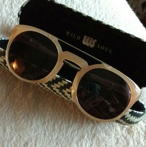 Wild Soul Accessories - Wild Soul Tan Round Aviator Sunglasses Wild Soul Accessories - Wild Soul Tan Round Aviator Sunglasses