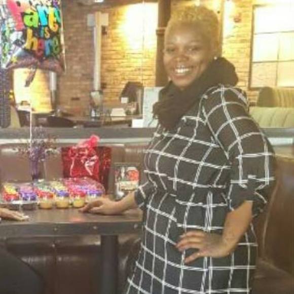 Meet your Posher, Keisha - Picture 1 of 1