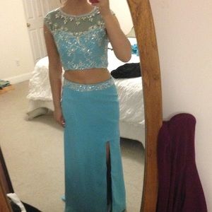 PROM DRESS