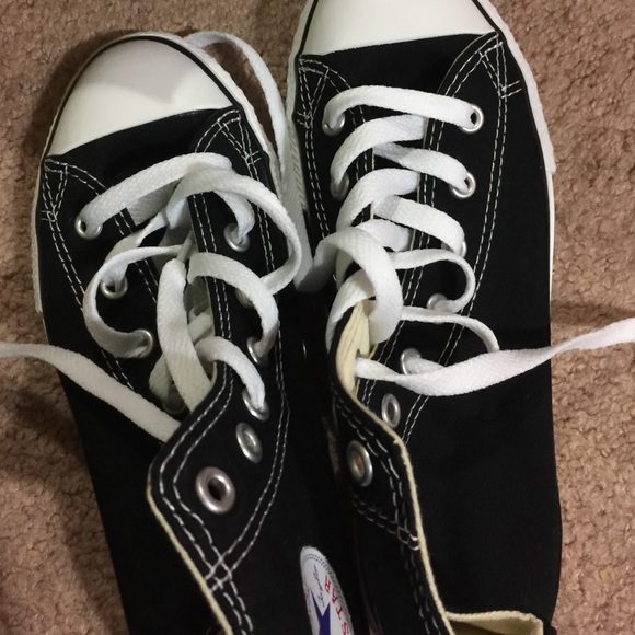 Shoes - Picture 1 of 3