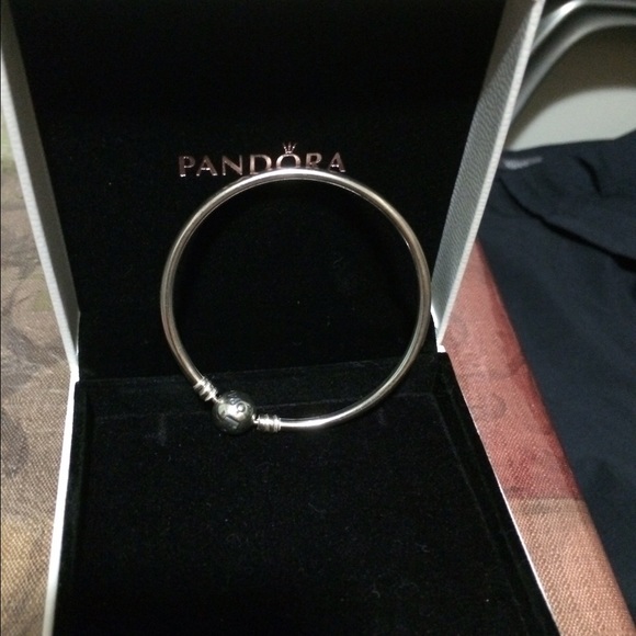 🚫SOLD🚫New unused Pandora bangle bracelet - Picture 2 of 3