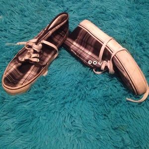 Plaid hi top vans