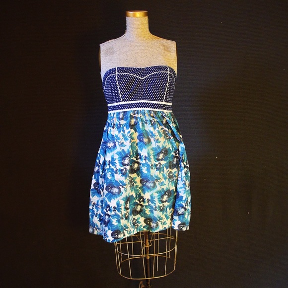"Kimchi Blue" Strapless Dress.