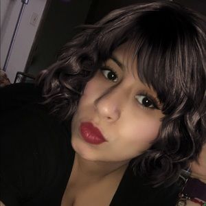 Meet your Posher, Cristina