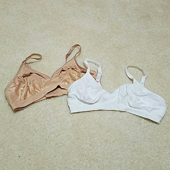 Barely There CustomFlex Fit Wire free bras