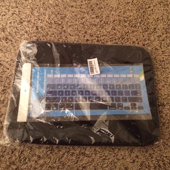 Litop Black zippered with blue key cover - Picture 1 of 2