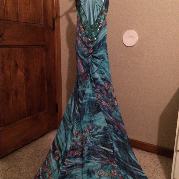 Prom/formal dress - Picture 2 of 4