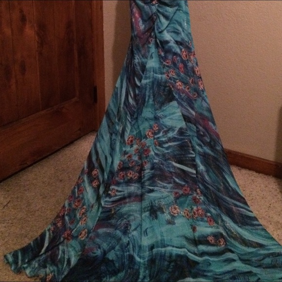 Prom/formal dress - Picture 3 of 4