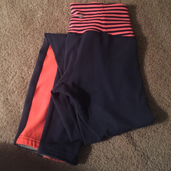 Lululemon reversible leggings