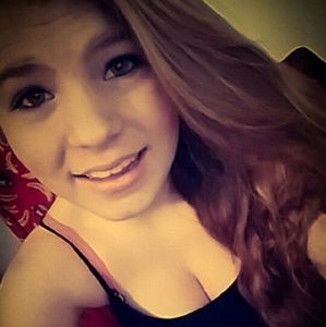 Meet your Posher, Brianna