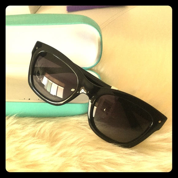 Auth NWT Kate Spade Sunglasses & Case