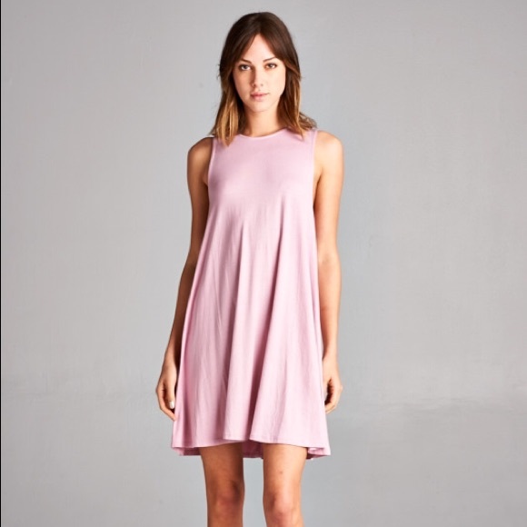 Lace up back dress - Picture 3 of 4