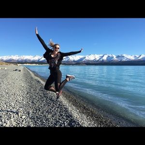 Meet your Posher, Carly