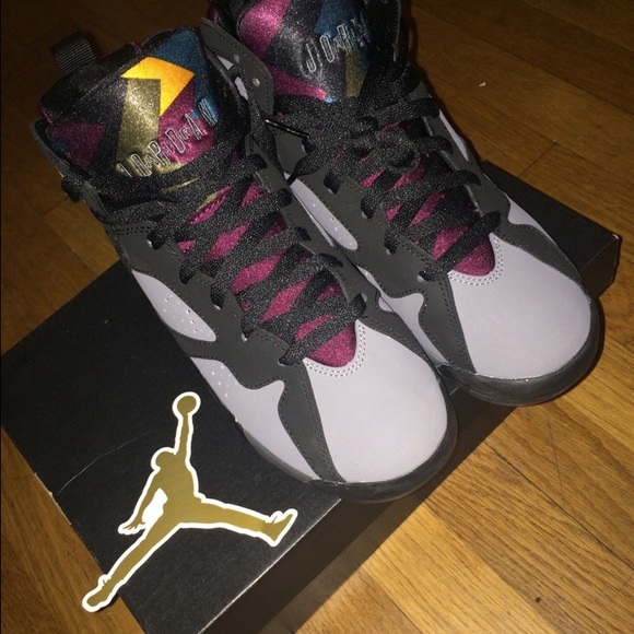 Air Jordan Retro BG Bordeaux 7s (2015) - Picture 3 of 4