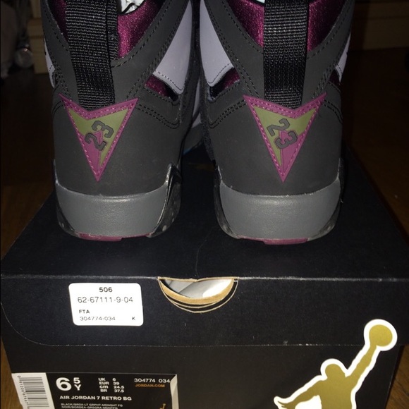 Air Jordan Retro BG Bordeaux 7s (2015) - Picture 4 of 4