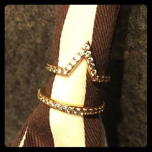 Preowned Henri Bendel Spike Midi Ring Set