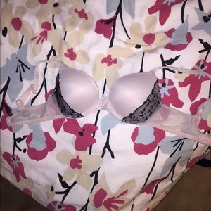 Victoria Secret lace push up bra pale pink 32c