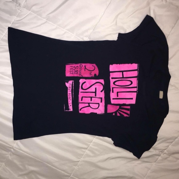 Hollister t-shirt
