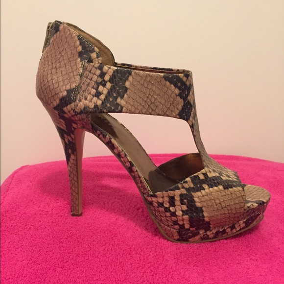 NWOT Nine West heels