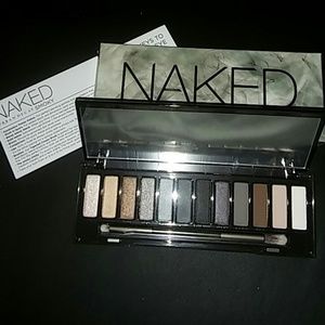NAKED Smokey eye makeup