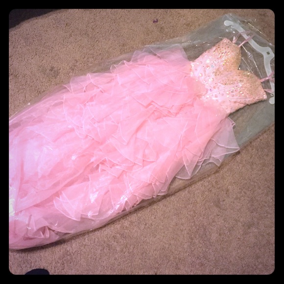 Prom dress worn once. Absolutely stunning