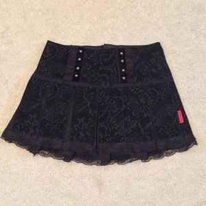NWOT - Black Pleated Skirt