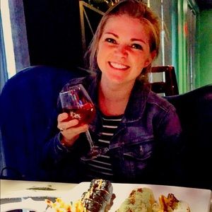 Meet your Posher, Nicole