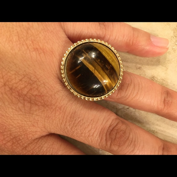 Gold ring - Picture 2 of 3