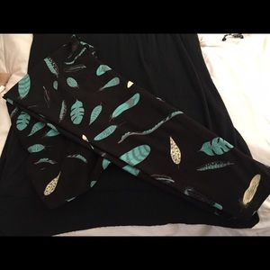 Lularoe leggings tc 12-22 🦄