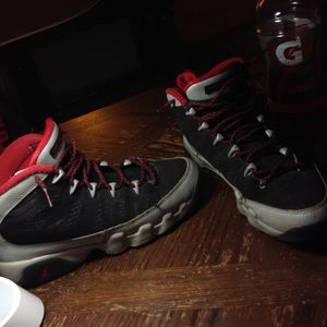 Kilroy 9s