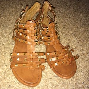 brown gladiator sandals