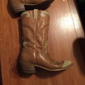 Vintage cowboy boots