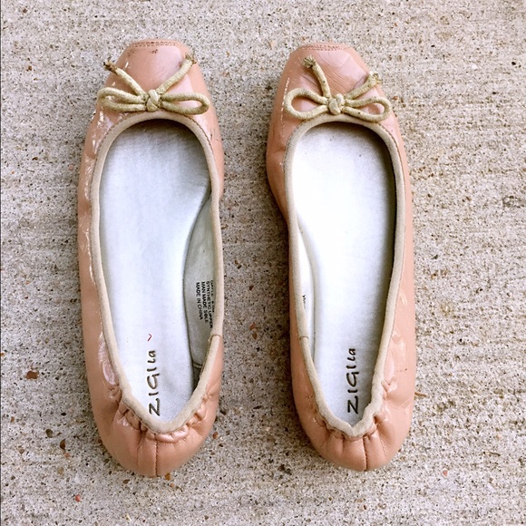 Zigi LA nude ballet flats