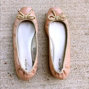 Zigi LA nude ballet flats