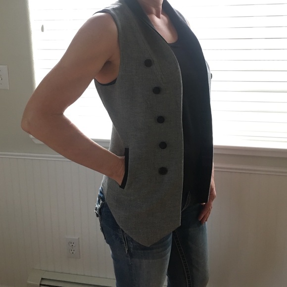 Seventy Two Changes high low tailored jacket/vest - Picture 2 of 6