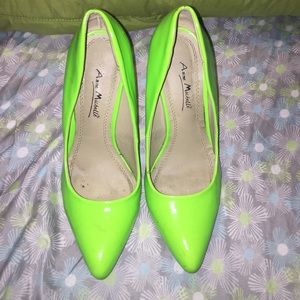 neon green pumps