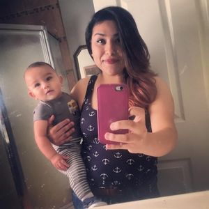 Meet your Posher, Carolina