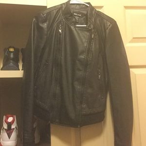 🚫 SOLD 🚫 S/M Leather Jacket Wetseal