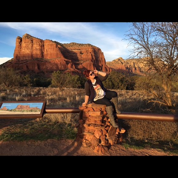 Meet your Posh Ambassador! - Picture 6 of 10