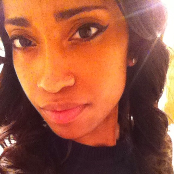 Meet your Posher, Ciera