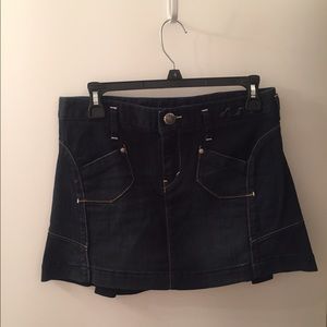 AX dark denim mini skirt w/ pleat size 6