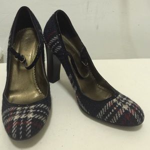 🍁🍂 J. Crew Plaid Mary Jane heels🍂🍁
