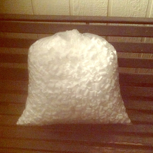 Packing peanuts 1 cubic foot +