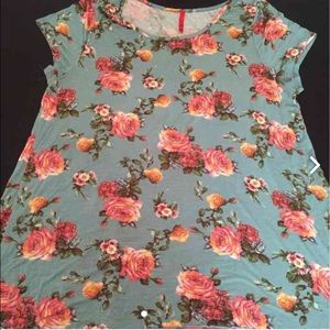 1X size Floral Blouse during pregnancy